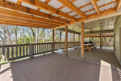 Welcome to your perfect lake getaway! This like-new 2 bedroom, 2 - photo 25
