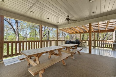 Welcome to your perfect lake getaway! This like-new 2 bedroom, 2 - photo 26