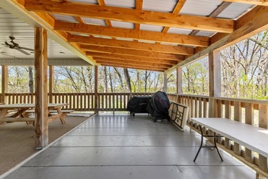 Welcome to your perfect lake getaway! This like-new 2 bedroom, 2 - photo 27