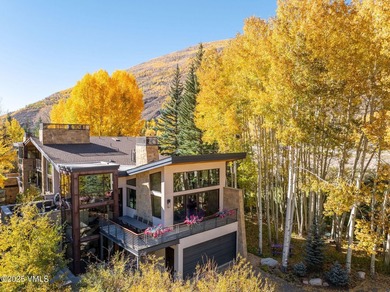 Discover an exquisite fusion of modern design and alpine charm - photo 35