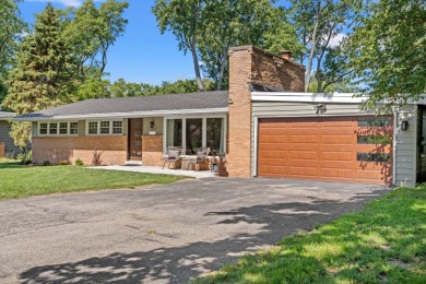 Lake Home For Sale in Crystal Lake, Illinois