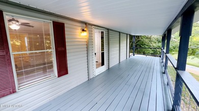 MOTIVATED SELLER! Move-in ready and packed with updates! This - photo 2