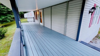 MOTIVATED SELLER! Move-in ready and packed with updates! This - photo 4