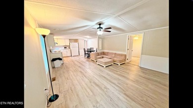 MOTIVATED SELLER! Move-in ready and packed with updates! This - photo 6