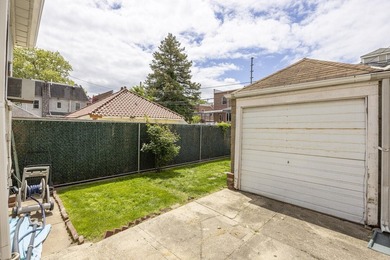 Welcome to 1570 Hendrickson Street, a charming townhouse - photo 12