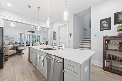 Welcome to refined coastal living in this luxurious Brownstone - photo 16