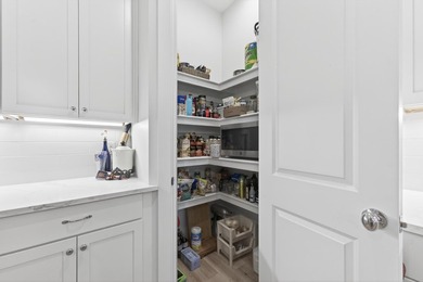 Welcome to refined coastal living in this luxurious Brownstone - photo 22