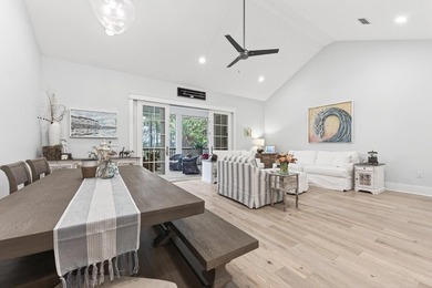 Welcome to refined coastal living in this luxurious Brownstone - photo 28