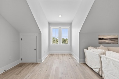 Welcome to refined coastal living in this luxurious Brownstone - photo 38