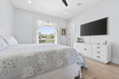 Welcome to refined coastal living in this luxurious Brownstone - photo 39
