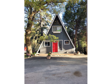 Lake Home For Sale in Cedar Glen, California