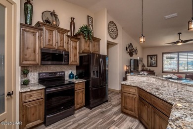 'MODEL HOME ON YOUR LEVEL LOT'. 3400 Square Feet Under Roofes - photo 14