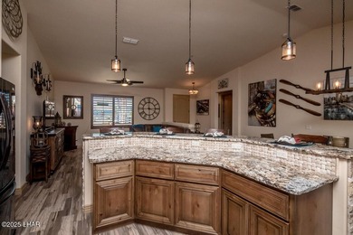 'MODEL HOME ON YOUR LEVEL LOT'. 3400 Square Feet Under Roofes - photo 15