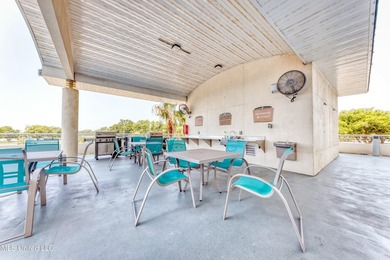 Welcome to Unit 502, where stunning ocean views and resort-style - photo 26