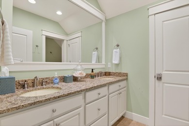 Welcome to 8 Half Moon Lane, a beautifully maintained coastal - photo 31