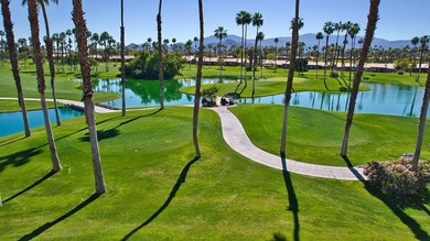 (private lake, pond, coastal) Condo For Sale in Palm Desert California