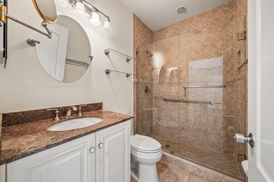 Elegantly remodeled estate home with expansive lake and golf - photo 44