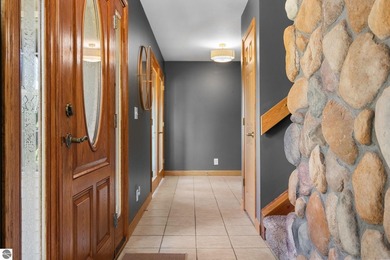 406' of Lake St. Helen frontage and a stunning home nestled on - photo 7