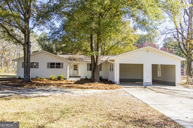 Lake Home For Sale in Rome, Georgia