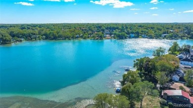 Lake Lot For Sale in West Bloomfield, Michigan