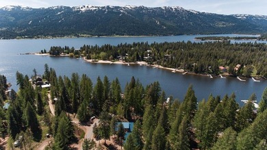 WELL MAINTAINED LOG HOME CLOSE TO LAKE! Two forested lots - photo 3