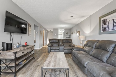 This fully furnished 2-bedroom, 2-bath condo in Shipwatch Pointe - photo 13