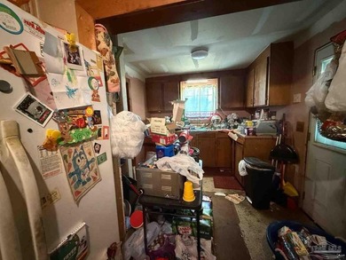 Opportunity knocks in Pensacola! This 3-bedroom, 1-bath home - photo 14