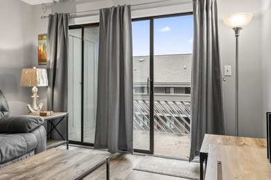 This fully furnished 2-bedroom, 2-bath condo in Shipwatch Pointe - photo 18