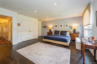 Private Riverfront Townhome with Luxury Condo Amenities - photo 18