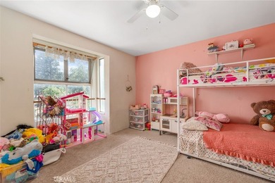 Nestled in the scenic mountains of Crestline, this inviting home - photo 32