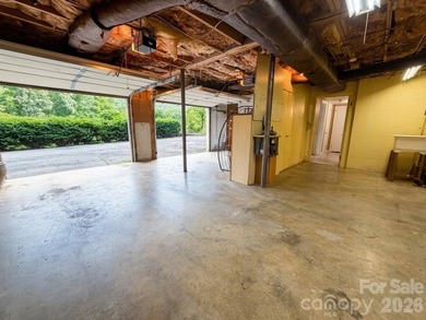 In 1971, this house was FABULOUS - and Tryon was historic. This - photo 34