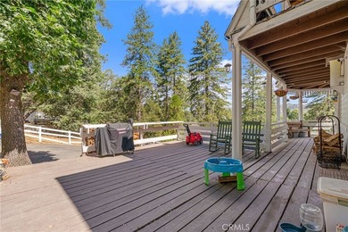 Nestled in the scenic mountains of Crestline, this inviting home - photo 39