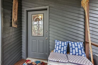 Tucked away on a peaceful cove of Lake Hiwassee in the - photo 9