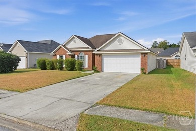 Welcome home to this well-maintained 3 bedroom, 2 bath charmer - photo 2