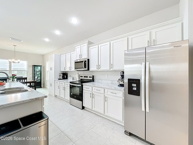 Beautiful basically New Home with great water views. High - photo 20