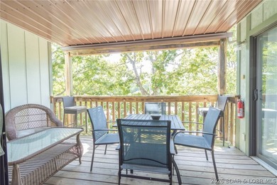 Ready to live the Lake Life? This fully renovated, move-in ready - photo 22