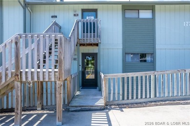 Ready to live the Lake Life? This fully renovated, move-in ready - photo 23