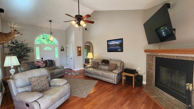 Lakeside living at its finest! This beautifully maintained 5 - photo 7