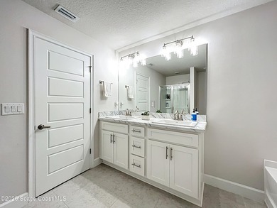 Beautiful basically New Home with great water views. High - photo 38