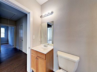 Nestled in a quiet residential neighborhood in South Dallas - photo 11