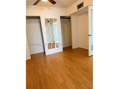 Great location for this 1 bed plus Den apartment. Den is closed - photo 13