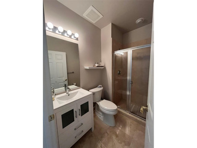 This rarely available large corner townhouse has 3 bedroom 3.5 - photo 15