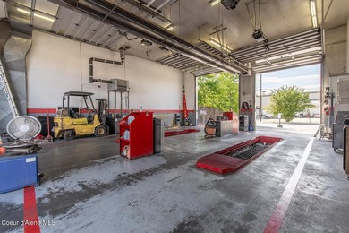 Separate lots for a total of 1.50 acres. 2 businesses plus - photo 18