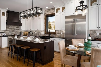 CUSTOM-BUILT NEW home with 165' of PRIVATE LAKEFRONT and - photo 22