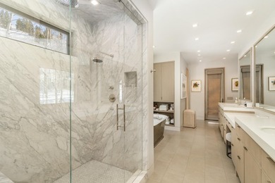 Stunning 1.6-acre estate in Sun Valley's coveted Bigwood - photo 23