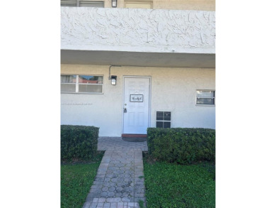 Lake Condo For Sale in Pembroke Pines, Florida