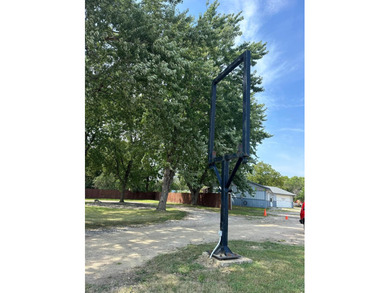 177' of HIGHWAY FRONTAGE, HIGHLY TRAVELED, BUSY CORNER ! This - photo 4