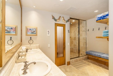 Stunning 1.6-acre estate in Sun Valley's coveted Bigwood - photo 35