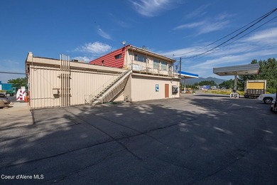 Separate lots for a total of 1.50 acres. 2 businesses plus - photo 38