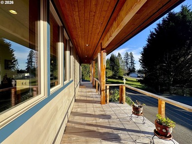 Light, Space, and a Hint of Ocean - Welcome Home. Coastal living - photo 43
